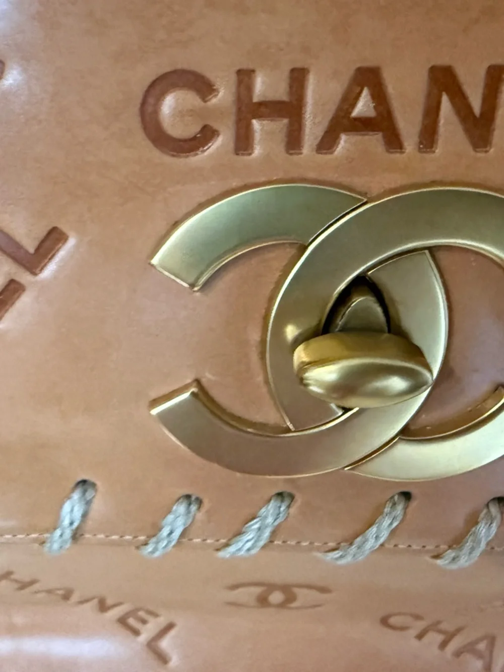 CHANEL Tan Leather Signature Whipstitch Shoulder Bag - Picture 3 of 10